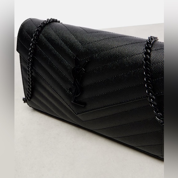 Rare Black on Black Yves Saint Laurent Wallet-On-Chain Medium Black on Black 🖤 - Picture 7 of 15